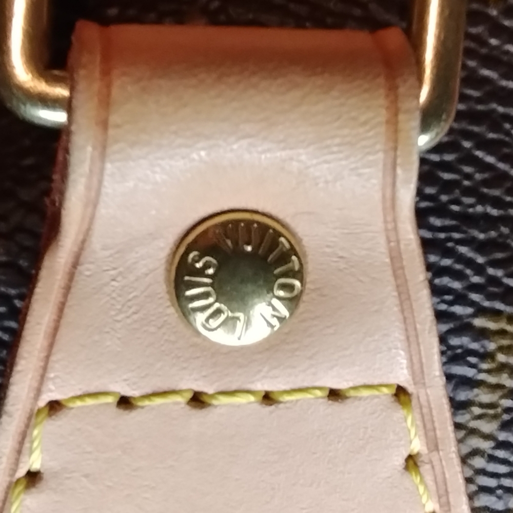 Classic Louis Vuitton Brown and Gold Monogram Speedy 35 Bag - Picture 13 of 14
